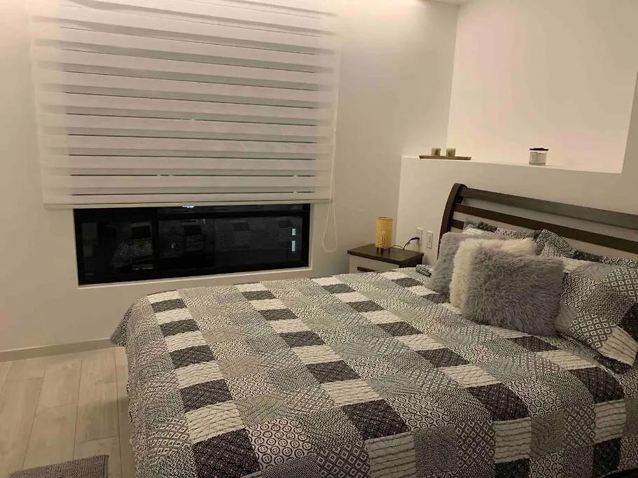 Espectacular Departamento Con Vista A La Carolina Con Generador De Luz Apartment Quito Ecuador