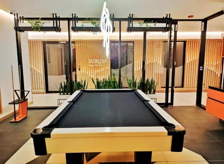 Apartamento Espectacular Departamento Con Vista A La Carolina Con Generador De Luz Quito Ecuador